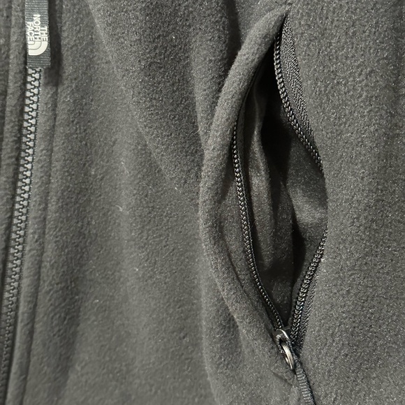 North Face boys fleece jacket size L, black, xlnt cond, zippered pockets - Picture 5 of 5